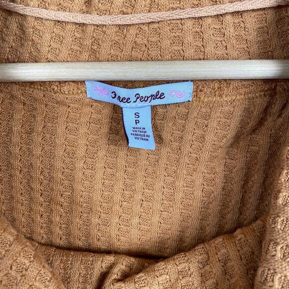 Free People Top Womens Small Yellow Juicy Long Sleeve Cowl Neck Waffle Knit - Picture 3 of 12